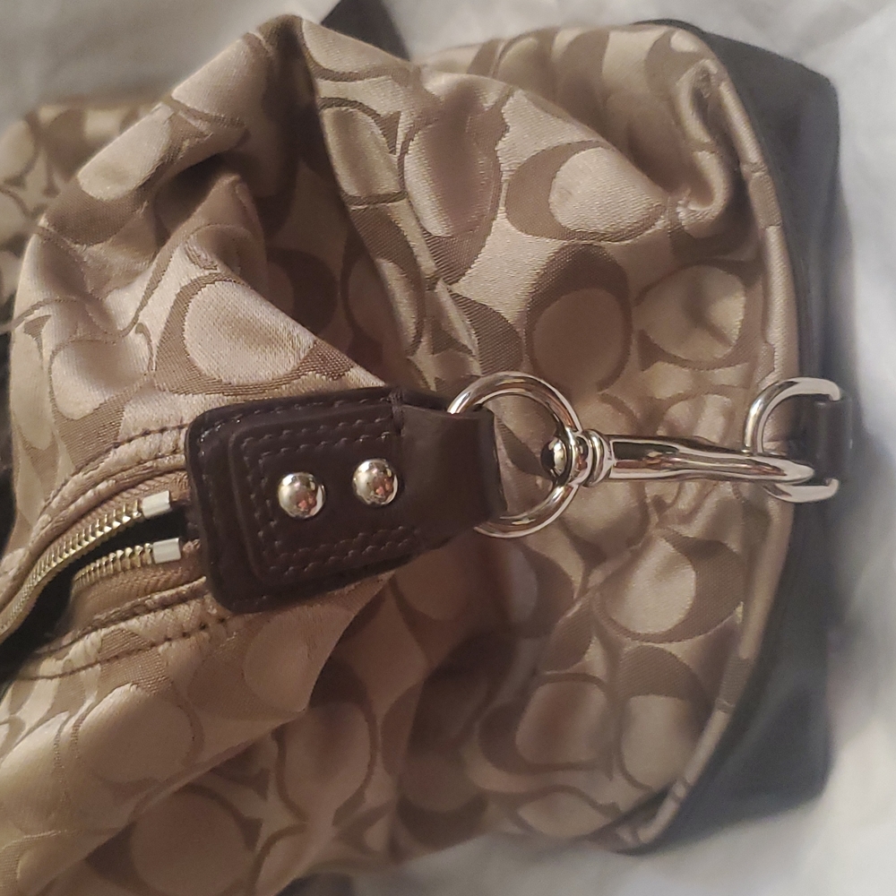 *Authentic COACH SATCHEL BAG W/Matching Wallet - Picture 7 of 16